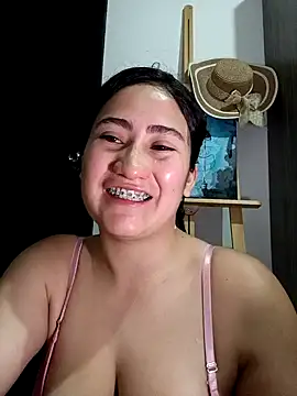 Snapshot of francesca_baker1007 chatting on 12.13.24 francesca baker1007 online show from 12.13.24