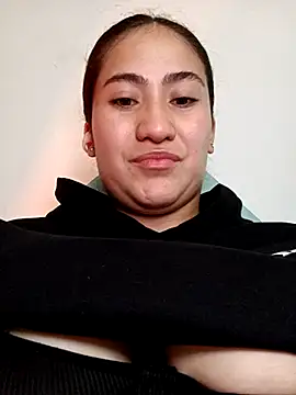 Snapshot of francesca_baker1007 chatting on 02.16.25 francesca baker1007 online show from 02.16.25