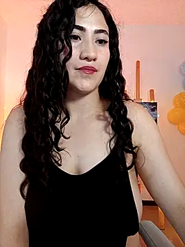 Snapshot of francesca_baker1007 chatting on 10.06.25 francesca baker1007 online show from 10.06.25