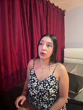 Snapshot of Freyja_soh chatting on 05.11.26 Freyja soh online show from 05.11.26