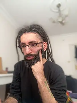 Snapshot of Addicted_Avocado chatting on 12.04.25 Addicted Avocado online show from 12.04.25
