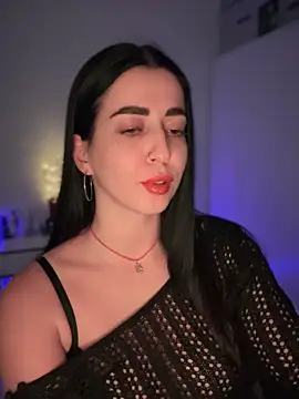 Emylia online show from 12.08.24