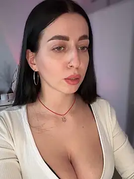 Emylia online show from 01.25.25