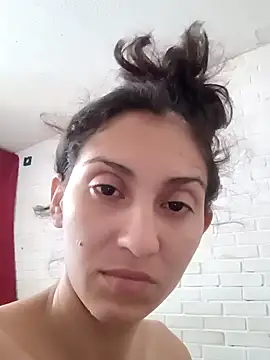 Snapshot of valeriaswang_Lucas chatting on 09.08.25 valeriaswang Lucas online show from 09.08.25