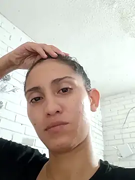 Snapshot of valeriaswang_Lucas chatting on 09.12.25 valeriaswang Lucas online show from 09.12.25