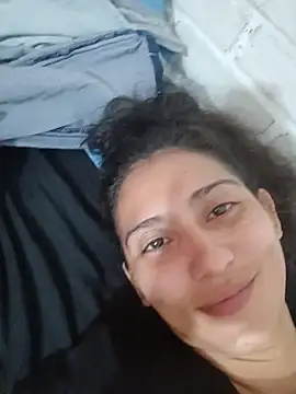 Snapshot of valeriaswang_Lucas chatting on 12.22.25 valeriaswang Lucas online show from 12.22.25