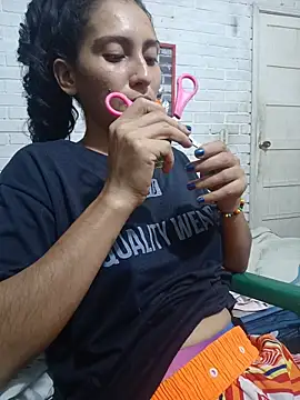 Snapshot of valeriaswang_Lucas chatting on 01.09.26 valeriaswang Lucas online show from 01.09.26