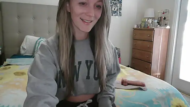 Heyitsmee33 online show from 02.09.26