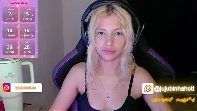 Snapshot of jujubinhahot chatting on 10.03.25 jujubinhahot online show from 10.03.25