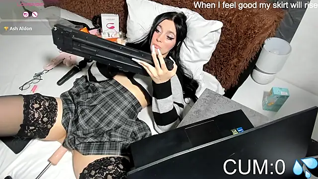 Snapshot of ariel_aspen chatting on 09.12.25 ariel aspen online show from 09.12.25