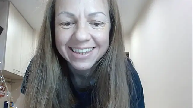 Snapshot of Popppka chatting on 01.14.25 Popppka online show from 01.14.25