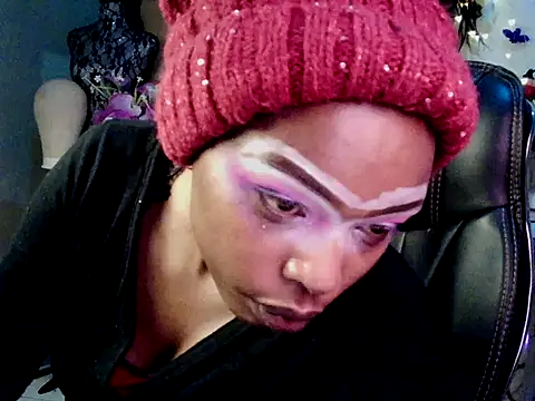 Snapshot of Anaconda2350 chatting on 04.11.26 Anaconda2350 online show from 04.11.26