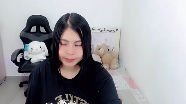 Youlittlepervertt  online show from 12.17.24