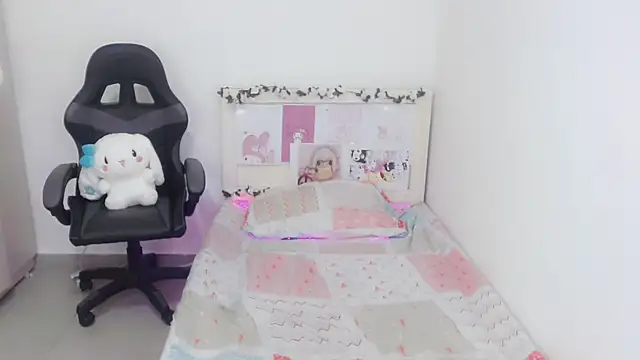 Youlittlepervertt  online show from 12.23.24