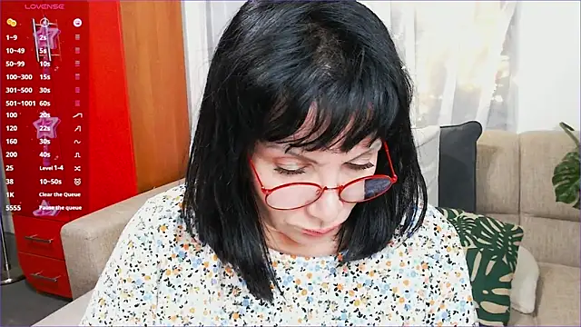 SquirtySlut online show from 12.12.24