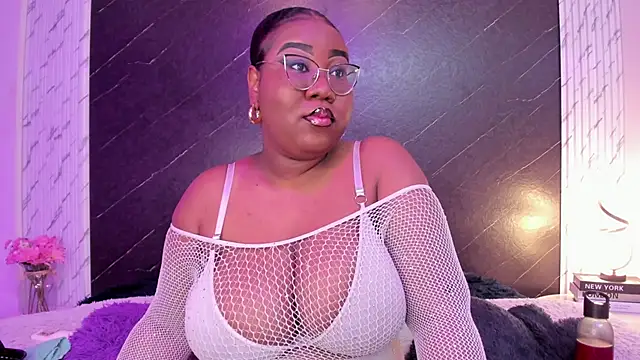 Darnellqueen online show from 10.07.25