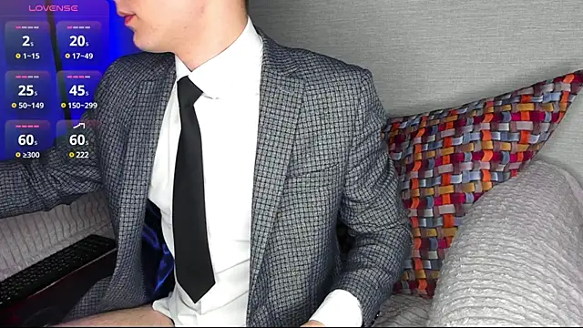 maxboy4 online show from 12.30.24