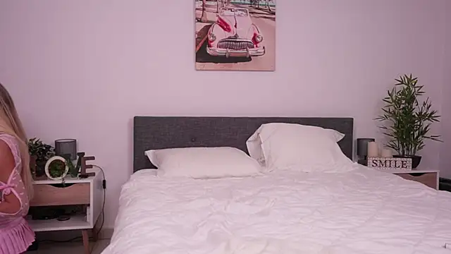 Bella Twine online show from 03.21.25