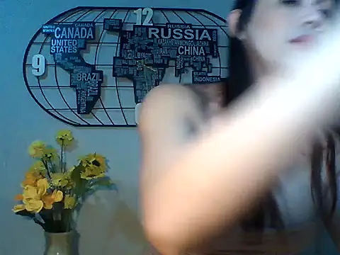 Snapshot of Imurwifey chatting on 10.22.25 Imurwifey online show from 10.22.25