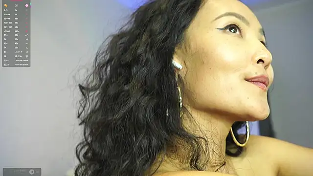 Snapshot of merca_8 chatting on 03.21.25 merca 8 online show from 03.21.25