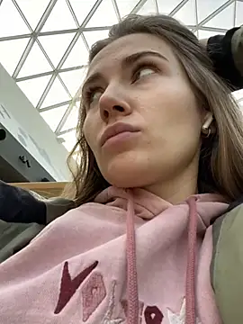 ValenciaShock online show from 02.12.25