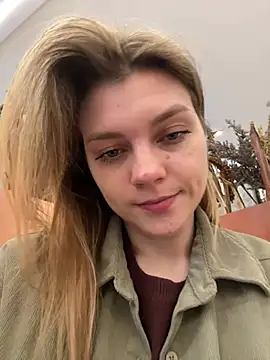 Snapshot of ValenciaShock chatting on 02.04.26 ValenciaShock online show from 02.04.26