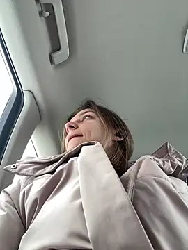 Snapshot of ValenciaShock chatting on 02.25.26 ValenciaShock online show from 02.25.26