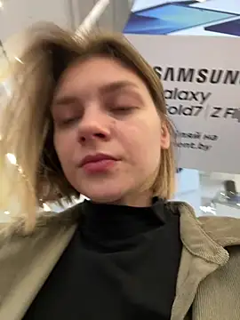 Snapshot of ValenciaShock chatting on 02.27.26 ValenciaShock online show from 02.27.26