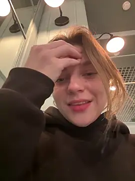 Snapshot of ValenciaShock chatting on 02.28.26 ValenciaShock online show from 02.28.26