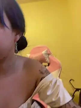 Lucygothic online show from 01.13.25