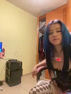 Lucygothic online show from 01.15.25