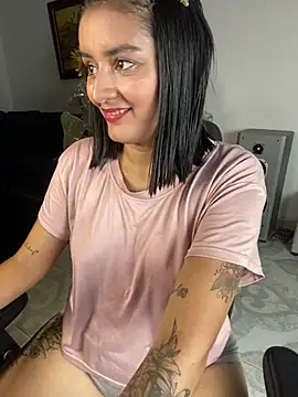 Lucia-Candy online show from 01.05.25