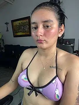 Lucia-Candy online show from 03.20.25