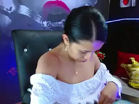 VALERY MEER online show from 12.02.24