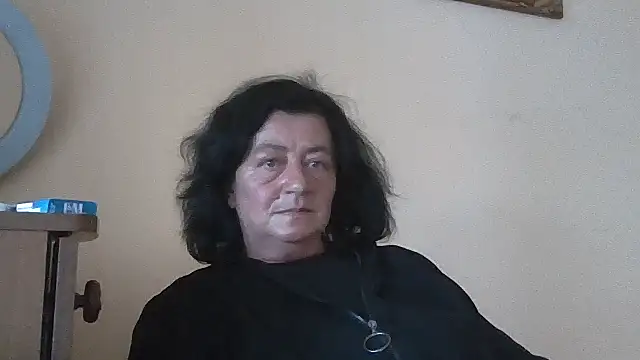 Snapshot of GypsiQueen2 chatting on 06.13.26 GypsiQueen2 online show from 06.13.26
