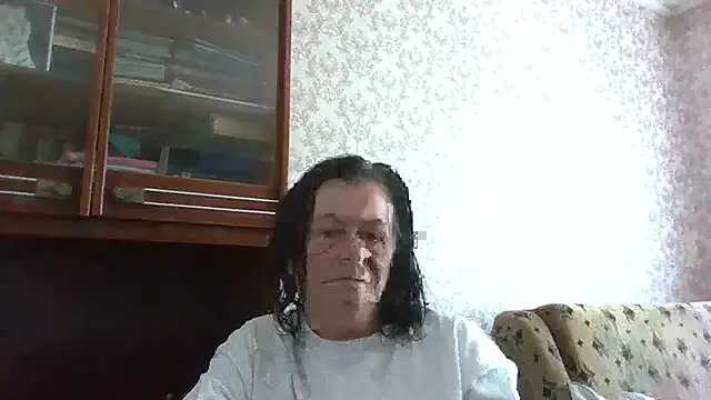 Snapshot of GypsiQueen2 chatting on 06.29.26 GypsiQueen2 online show from 06.29.26