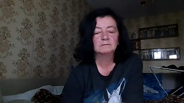 Snapshot of GypsiQueen2 chatting on 07.12.26 GypsiQueen2 online show from 07.12.26