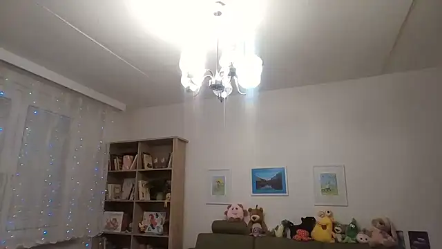 Fireflyerrr online show from 11.11.25