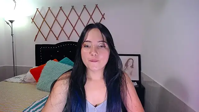 naughty girl 4u online show from 09.12.25