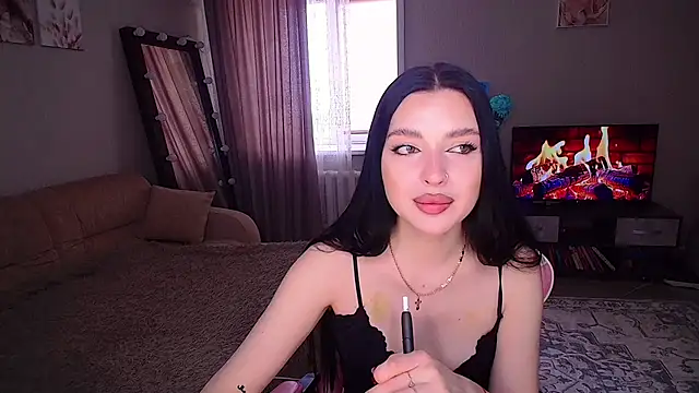 Snapshot of __Malika__ chatting on 05.05.26 Malika online show from 05.05.26