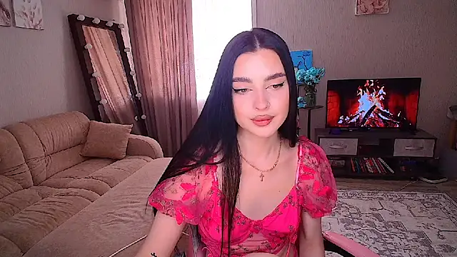 Snapshot of __Malika__ chatting on 05.06.26 Malika online show from 05.06.26