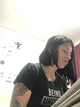 sharoon cheerry online show from 02.20.25