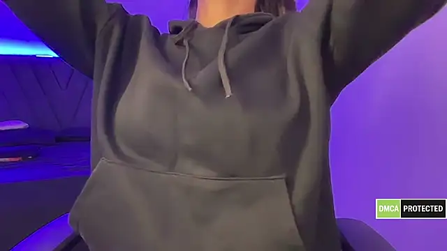 Hottie ishuu online show from 11.16.25