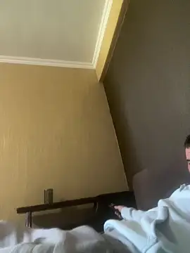 Snapshot of AlexAhSunny chatting on 11.15.25 AlexAhSunny online show from 11.15.25