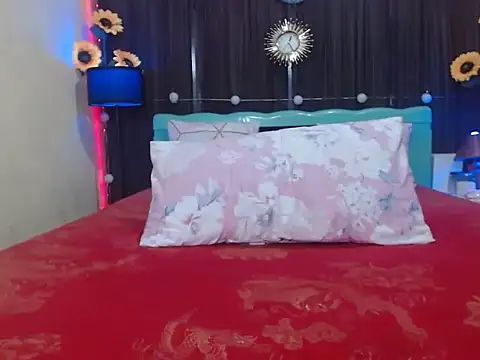 Snapshot of UrAsianPrincessDanie chatting on 02.13.26 UrAsianPrincessDanie online show from 02.13.26