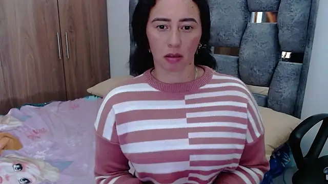 sara hott 1 online show from 02.13.25