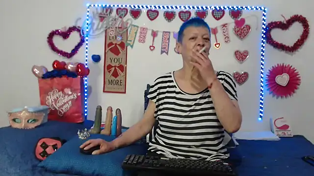 loquitaqueen011 online show from 02.16.25