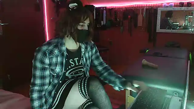 Ginny-the-bdsm-nympho online show from 01.18.26