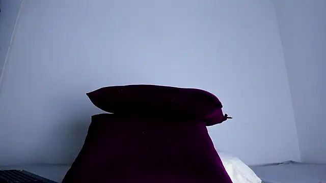 Skarleth69 online show from 01.19.26