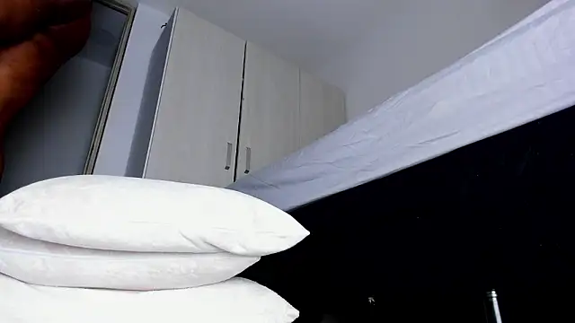 Skarleth69 online show from 03.10.26